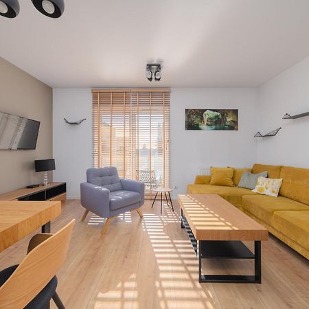 Citystay Wroblewskiego Apartament Z Parkingiem! Lodz  Exterior photo